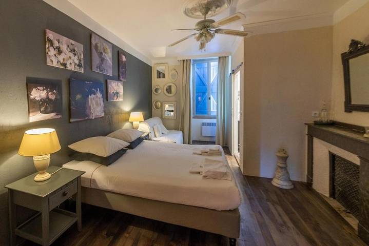Location de vacances pour 2 personnes, avec Terrasse ainsi que Jardin et Vue à Les Cabannes (Tarn) - 3