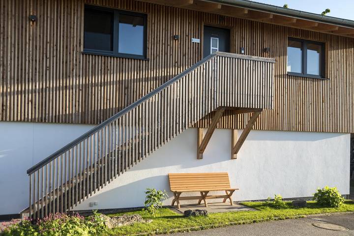Ganze Ferienwohnung, Samerbergzeit - Ferienwohnung mit Bergblick und 2 separaten Schlafzimmern in Samerberg, Bayerische Alpen