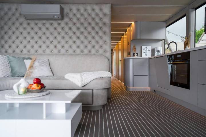 Boot für 4 Personen, mit Sauna und Terrasse sowie Ausblick und Seeblick in Sachsen-Anhalt - 3