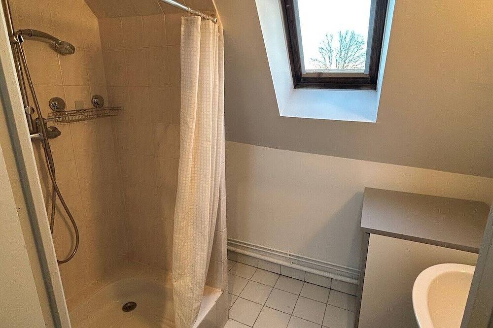 Ganze Wohnung, Downtown apartment - Drouaise - mezzanine - sleeps 4 in Chartres, Chartres und Umgebung