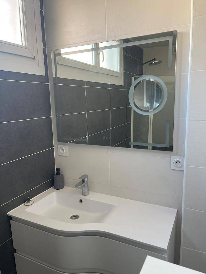 Appartement de vacances entier, Kp Home in Chilly-Mazarin, Essonne