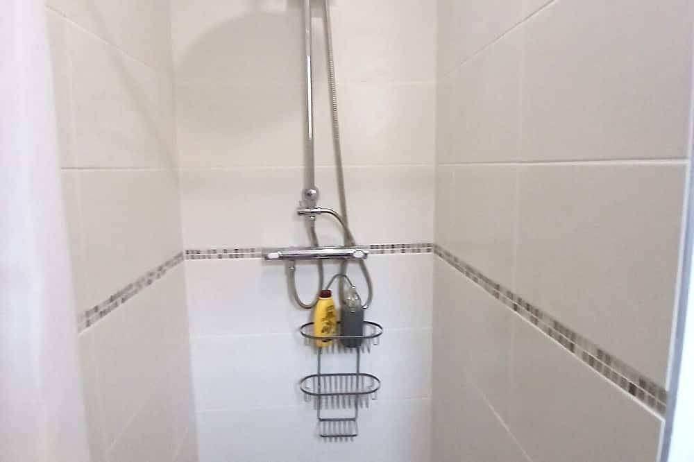 Appartement entier, Appartement de 38m² refait à neuf avec jardin privatif in Moulins, Allier