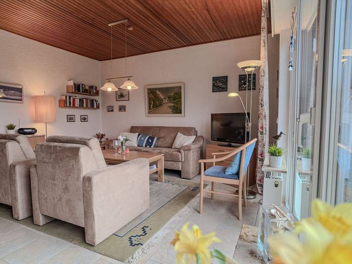 Ferienhaus für 4 Personen, mit Terrasse und Garten in Schillig - 3
