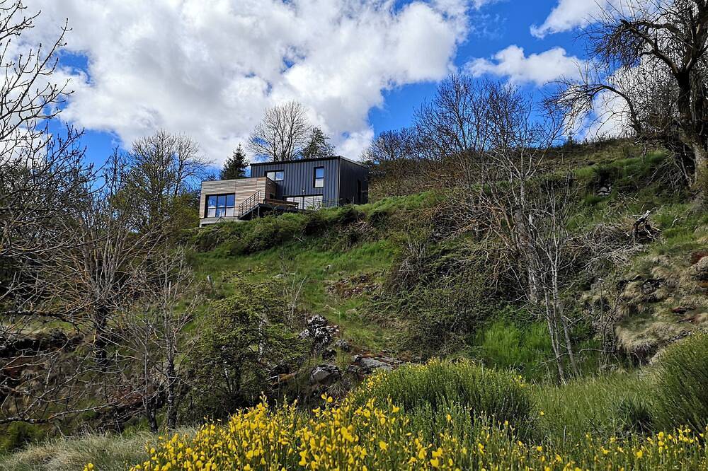 Maison d'architecte en pleine nature in Arlempdes, Haute-Loire