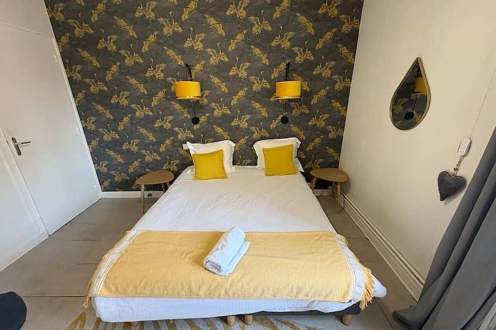 Chambre n°1 : l’horizon d’or in Paray-le-Monial, Région de Charolles