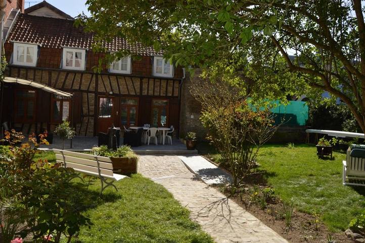 Ferienhaus für 6 Personen, mit Terrasse und Garten