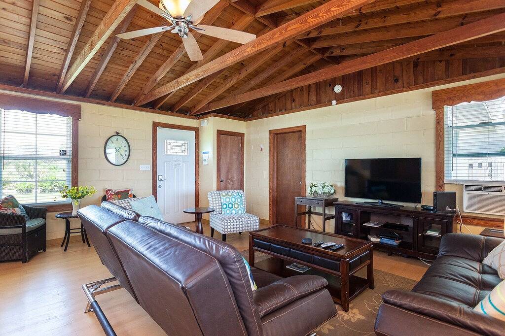 Muschel, 3 Schlafzimmer, Schlafmöglichkeiten für 6, direkt am Meer, Wlan in St. Johns County