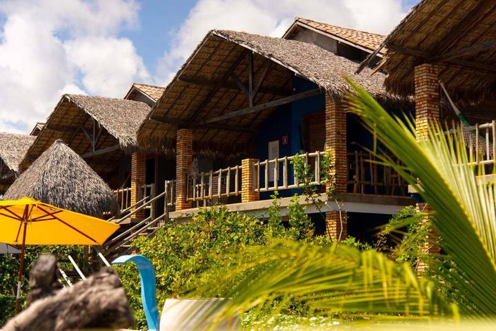 Maison d’hôte pour 4 personnes, avec jardin et vue ainsi que piscine et bassin pour enfant