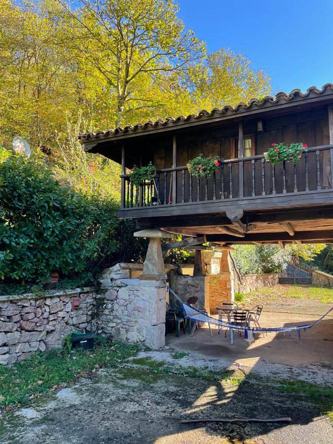 Vakantiehuis voor 3 personen, with terras and uitzicht as well as tuin, met huisdier - 1