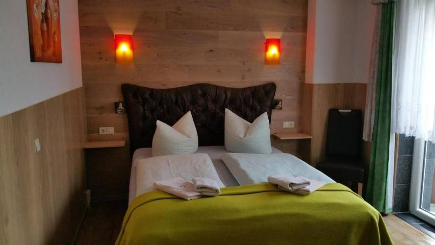 Hotel für 2 Personen, mit Terrasse und Garten sowie Sauna und Ausblick in Sohland a. d. Spree