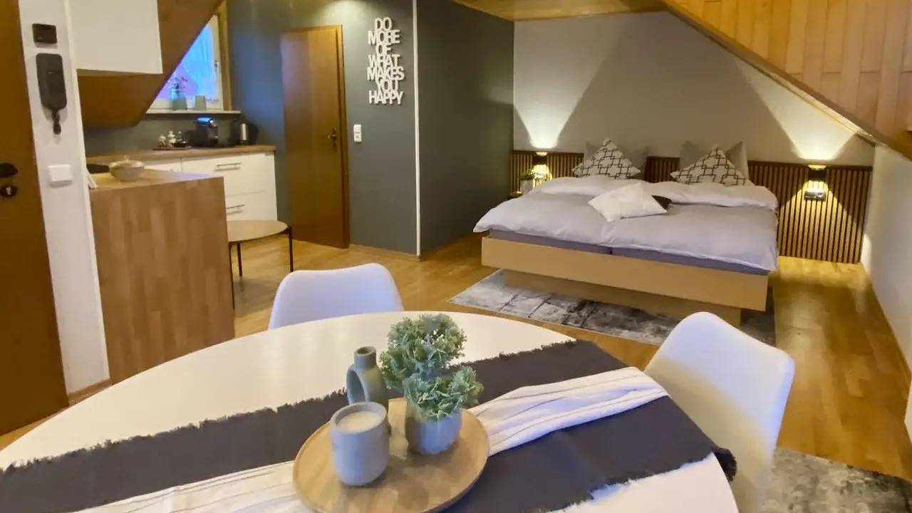 Ganze Ferienwohnung, Ferienwohnung für 4 Personen (30 m²) in Schweich in Schweich, Moseleifel