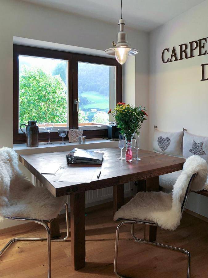 Ferienwohnung für 2 Personen, mit Balkon und Garten sowie Sauna und Ausblick