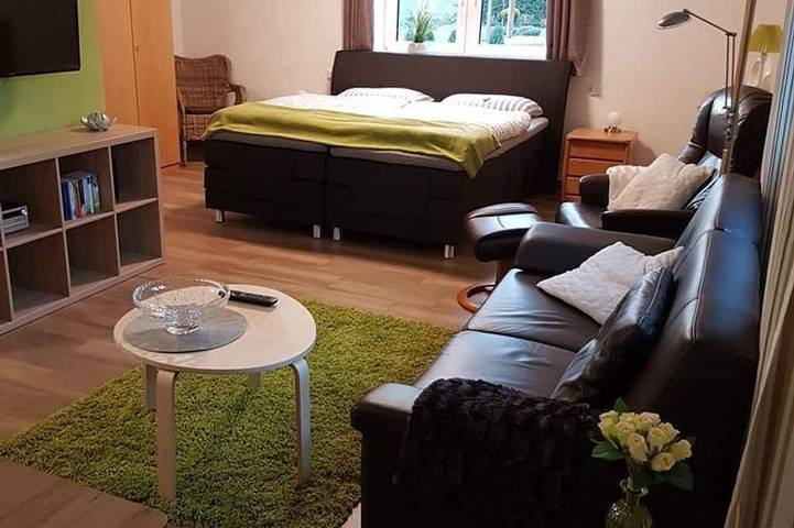 Ganze Wohnung, Fewo Waldpfad - Landhaus Westerloy in Westerstede, Ammerland