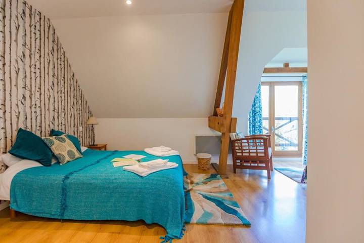 Location de vacances pour 2 personnes, avec jardin ainsi que vue et terrasse à Montbray - 4