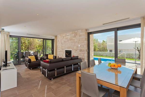 Designvilla mit Dachterrasse und Panoramablick in Karigador, Umag und Umgebung