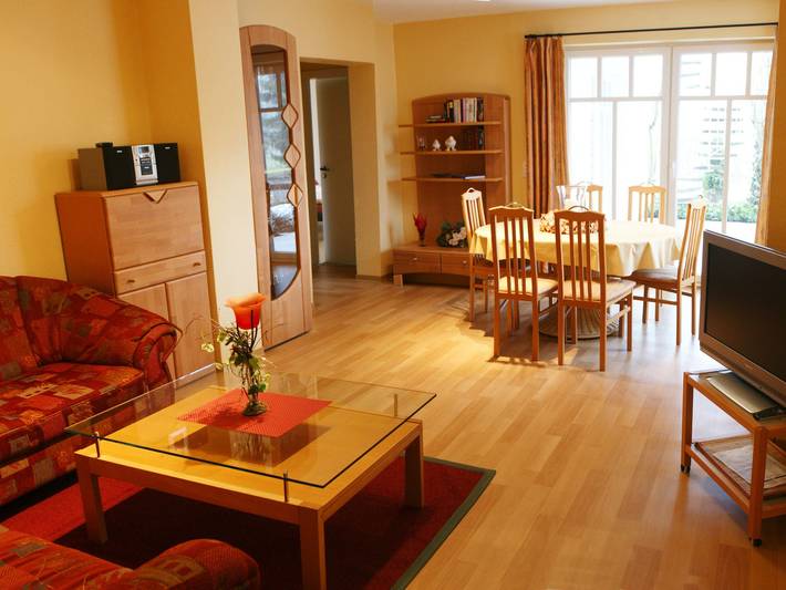 Ferienwohnung für 4 Personen, mit Terrasse und Garten sowie Sauna in Brilon