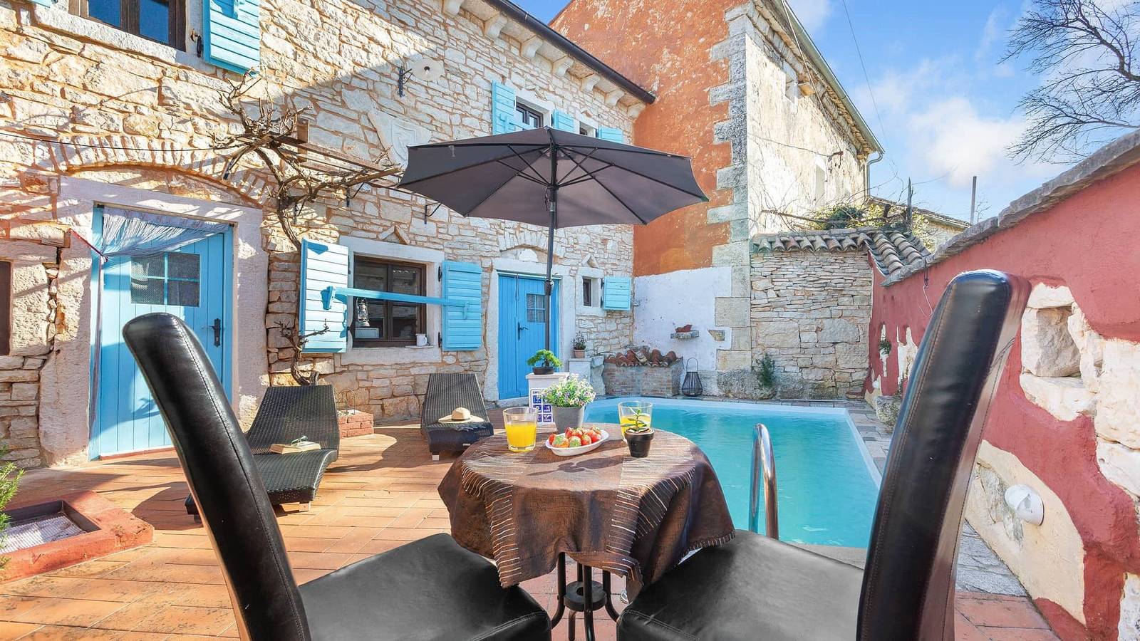 Traditionelles istrisches Haus mit privatem Pool in Režanci, Svetvinčenat