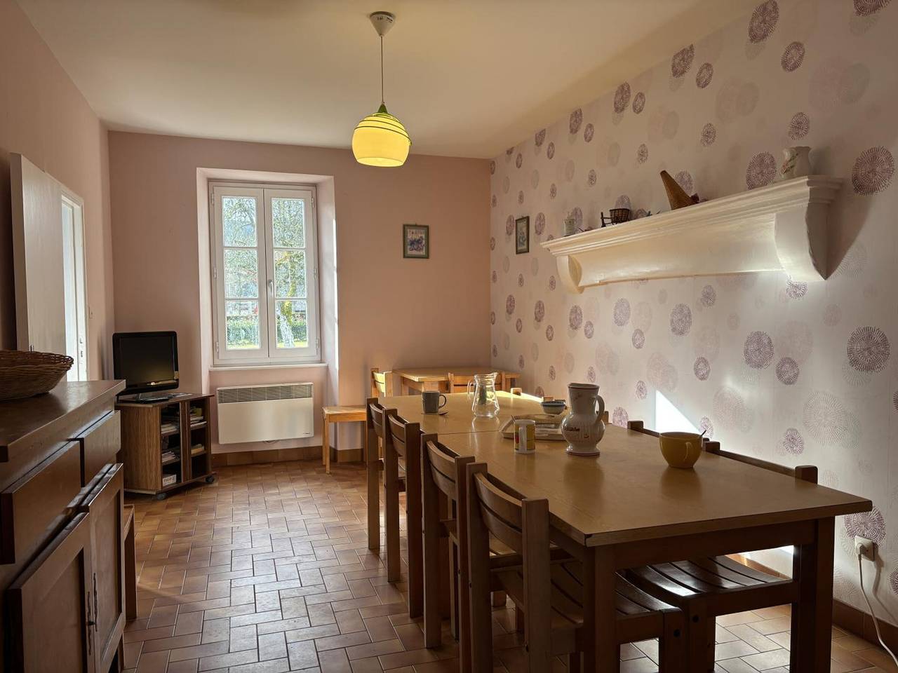 Gîte familial pour 12 pers. avec grand jardin, proche ski et Vichy - Animaux acceptés, draps inclus in La Guillermie, Regionaler Naturpark Livradois-Forez