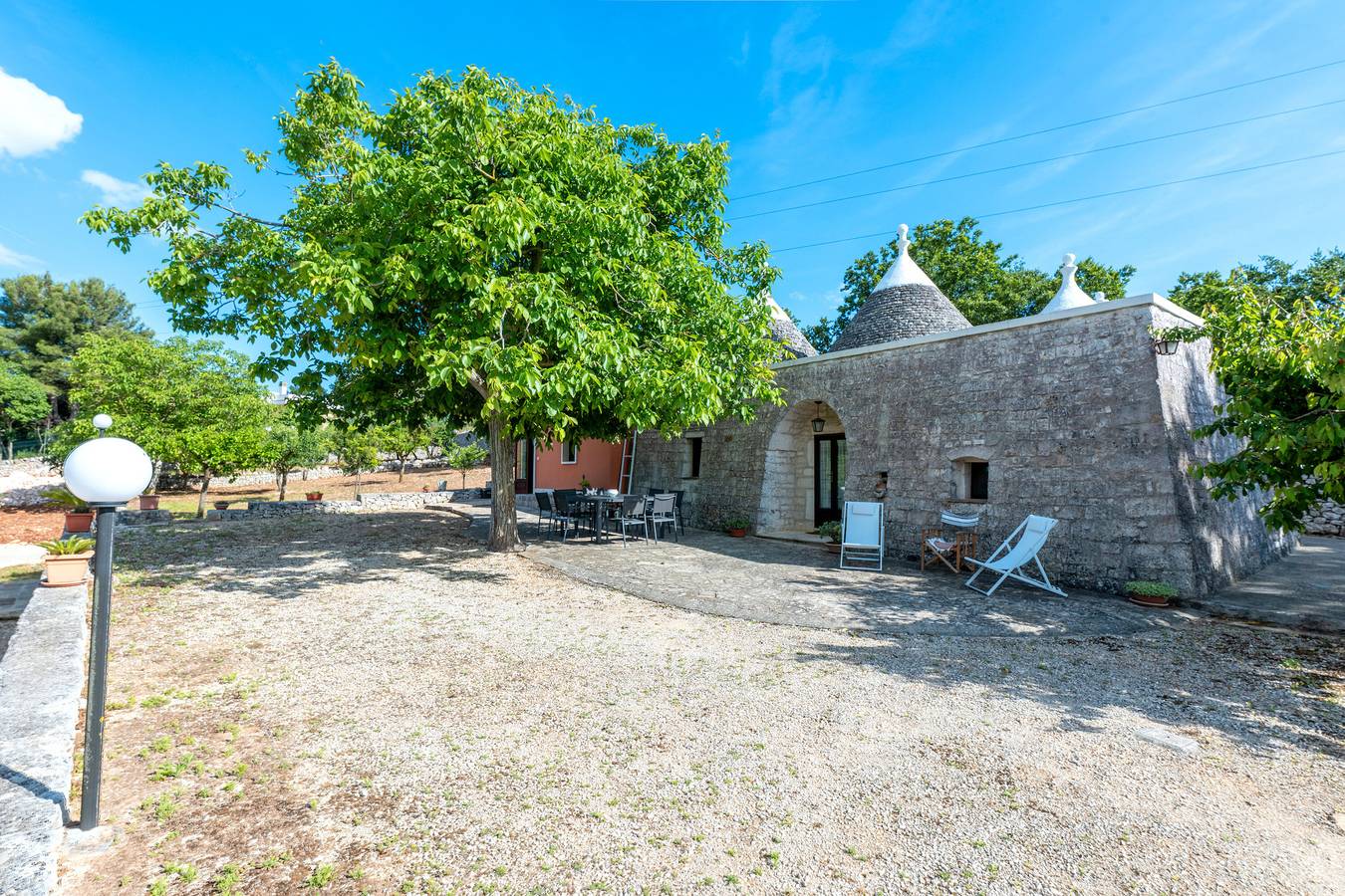Trullo 'Dona Filomena' con terrazza privata, giardino privato e Wi-Fi in Cocolicchio, Salento