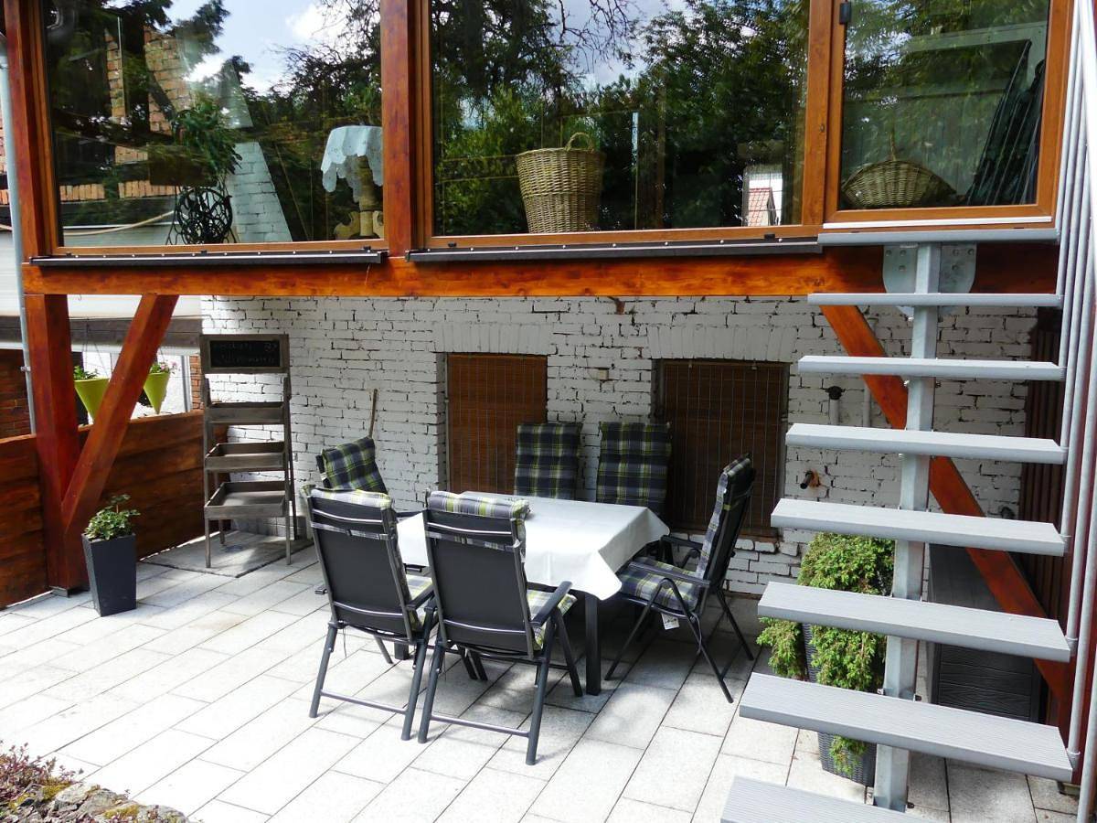 Ganze Wohnung, Blumenwerkstatt mit Sauna und Jacuzzi in Dankerode, Harzgerode