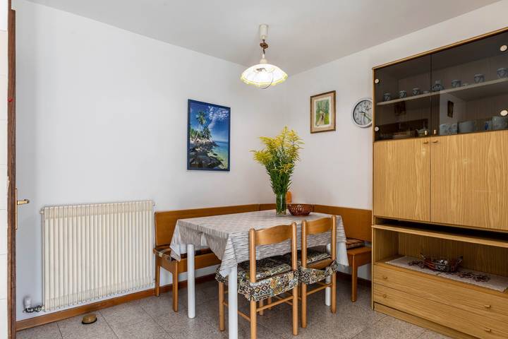 Hel lejlighed, Apartment "Al Sasso Rosso" with Mountain View & Balcony in Dimaro, Dimaro Folgarida