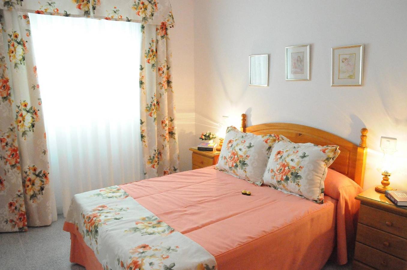 Appartement de vacances entier, Tourist flat with Wi-Fi in Vecindario, Santa Lucía de Tirajana