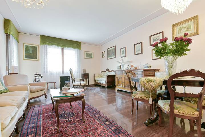 Appartamento per 6 persone, con Balcone e Terrazza nonché Panorama a Mestre
