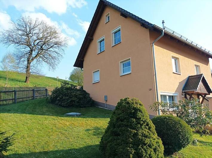 Ferienhaus für 6 Personen, mit Balkon und Terrasse sowie Garten und Ausblick in Augustusburg