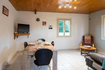 Chalet pour 4 Personnes dans Aubas, Périgord Noir, Photo 4