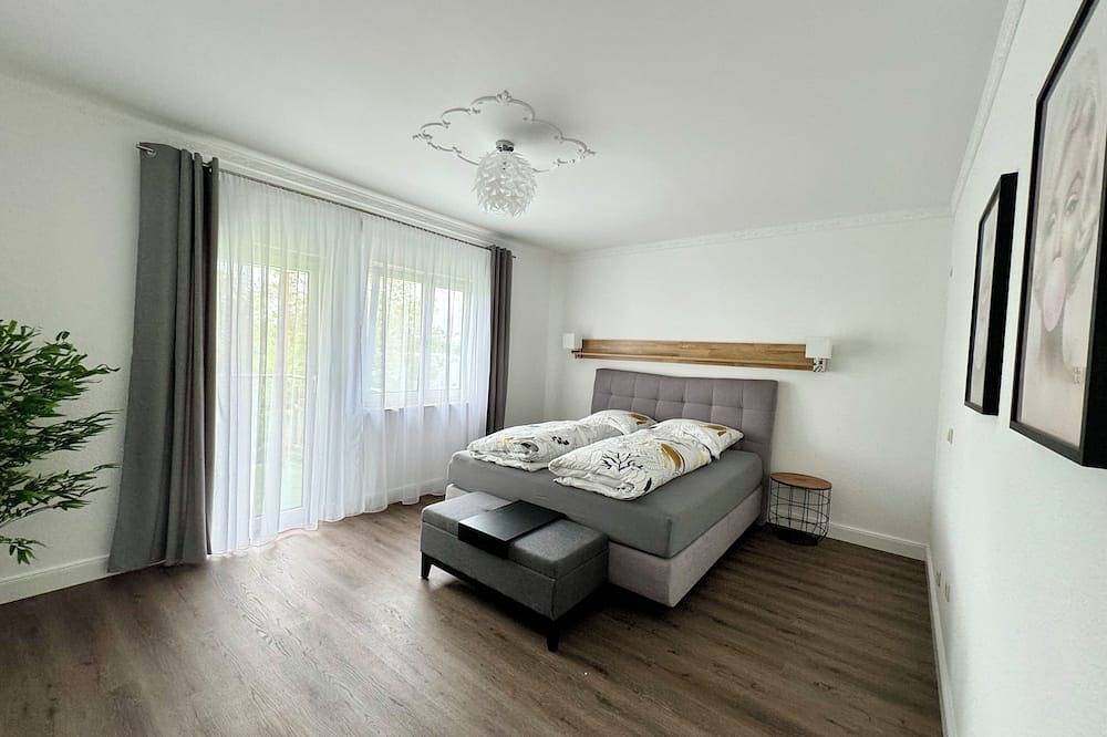 Ganze Wohnung, 220 qm Penthouse Ferienwohnung mit Fahrstuhl in Mannheim, Kurpfalz