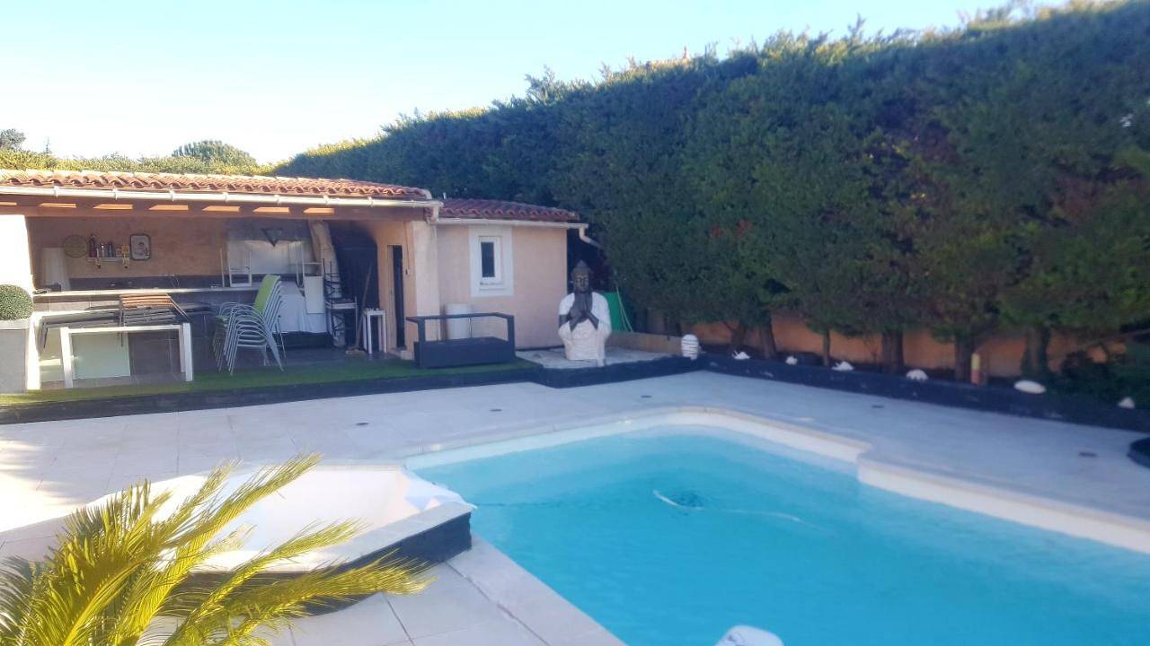 Villa Roma in Marignane, Côte méditerranéenne (France)