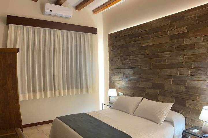 Roomtype in Marina Rossell, Parc Natural de la Tinença de Benifassà