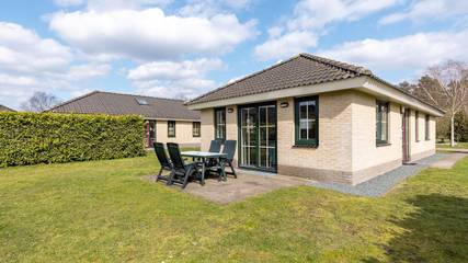 Gîte pour 2 personnes, avec jardin ainsi que piscine et sauna, animaux acceptés à Putten
