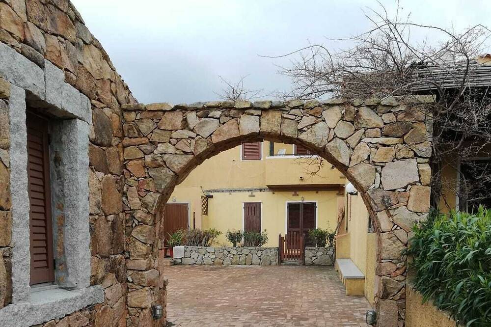 Ganze Wohnung, Wohnung mit Garten 1/15 - Porto Pollo - Isola dei Gabbiani - Palau in Palau (Sardinien), Gallura
