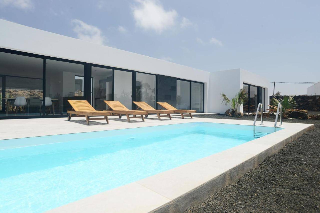 Villa with Private Pool in Lajares, La Oliva