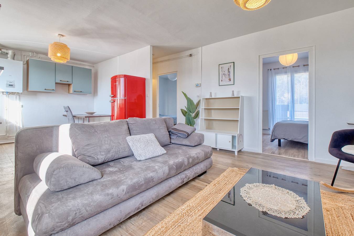 Apartamento entero, Casa de 3 habitaciones con terraza y jardín para 6 personas in Trélissac, Périgord Blanc