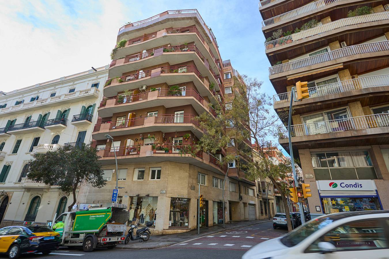 Appartement entier, 73Cop1034 - Spacious apartment with terrace in Barcelona Centre, Barcelone