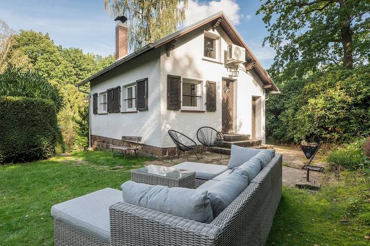 Ferienhaus für 4 Personen, mit Balkon und Garten sowie Sauna in Mittweida