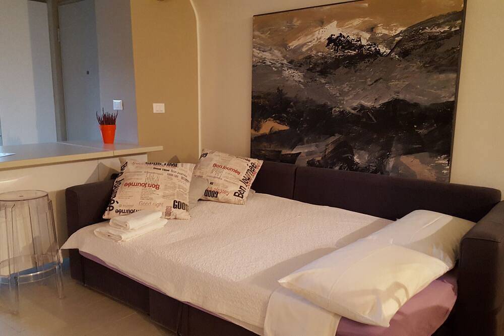 Appartamento intero, Mare e Monti di Simonetta\ncitra 009042-Lt-0049\ncin It009042C2Uvb3Fndl in Tosse (Noli), Noli