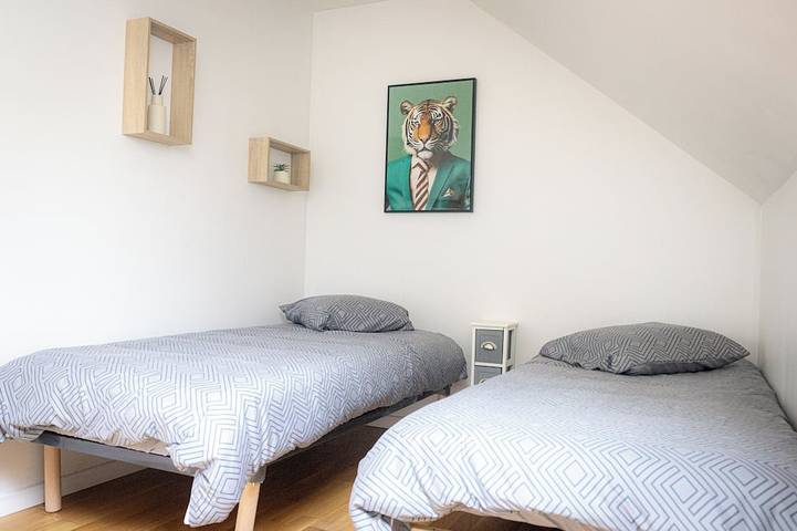 Apartamento entero, Bright loft ideal for family, friends or business stays in Troyes, Aube (desambiguación)