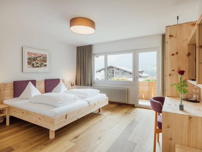 Hotel für 4 Personen, mit Balkon und Terrasse sowie Garten und Ausblick