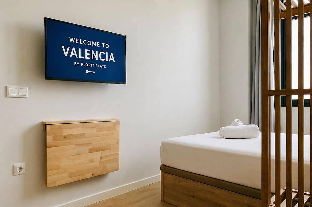 Ganze Wohnung, Beach Apartment | 1Br | 2 Guests | Ac & Wifi in Valencia, Costa de Valencia