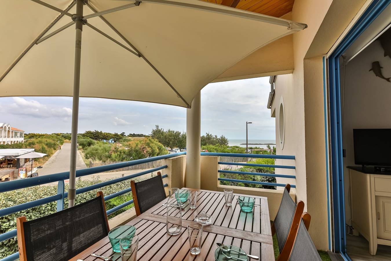 Entire apartment, Un balcon à la mer - Vue & accès mer  in Bretignolles-sur-Mer, Loire Valley