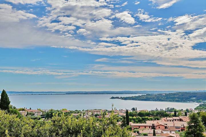 Ferienhaus für 6 Personen, mit Garten in Gardasee-Lombardei