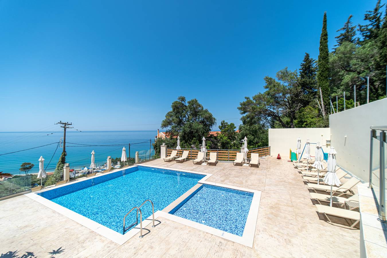 Entire studio, Studio Apartment "Mazis Studio A2" with Sea View, Balcony & Wi-Fi in Agios Gordios, Corfu