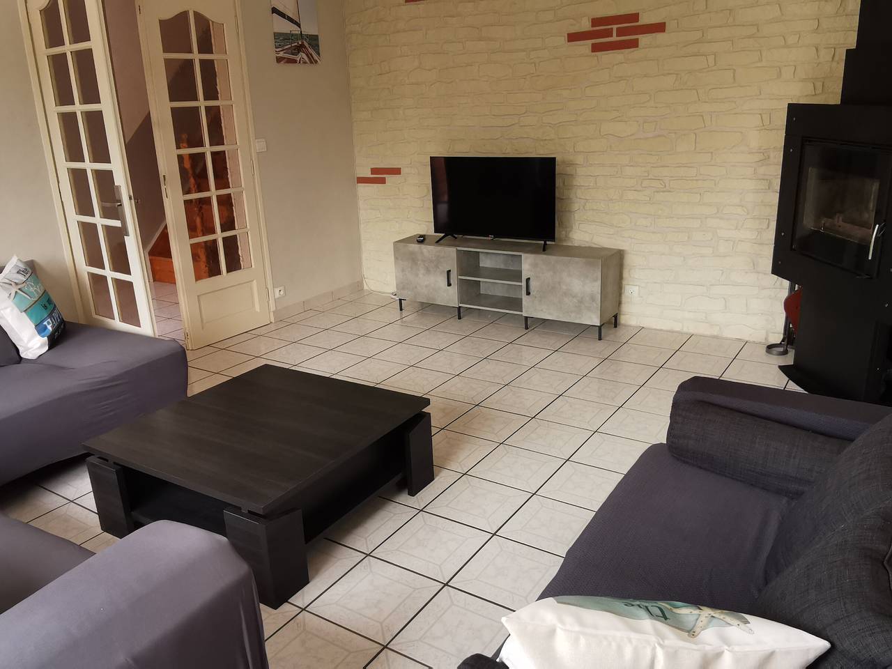 Grande maison indépendante 4 chambres, animaux admis, à 600m de la plage in La Tranche-sur-Mer, Vendée