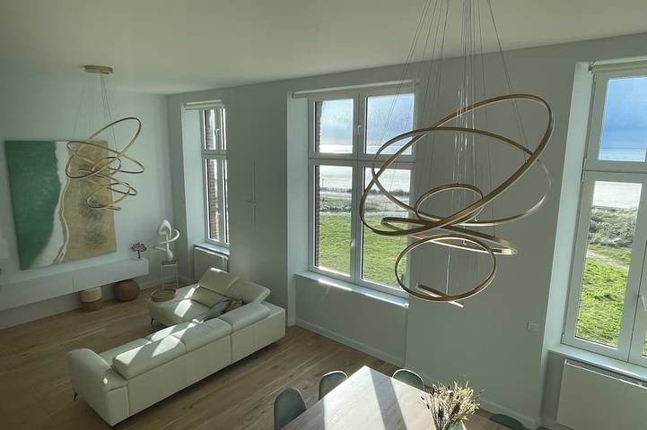 Appartement entier, Face Mer Pieds Dans L'Eau Duplex 4 Chambres 150 M2 8-12 personnes, parking ,WIFI in Berck-Plage, Berck