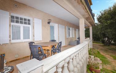 Cottage pour 4 personnes, avec terrasse à Coti-Chiavari