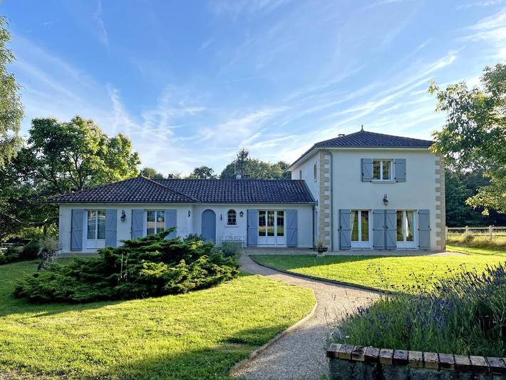 Gîte pour 6 personnes, avec jardin et piscine à Ambazac - 3