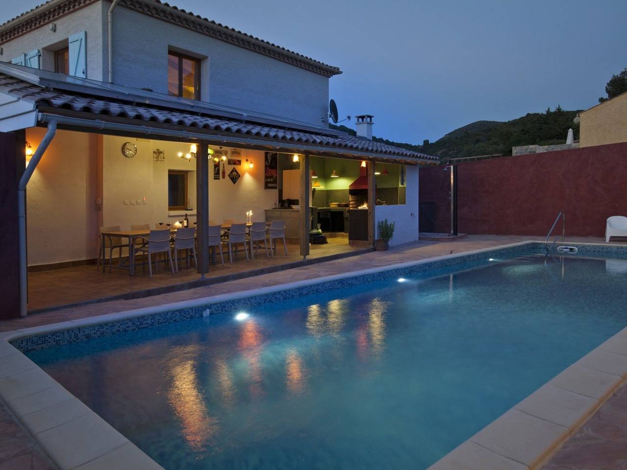 Villa in Roquebrun mit Pool und Terrasse in Roquebrun, Béziers und Umgebung